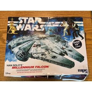 MPC Star Wars Han Solo Millennium Falcon Model Kit MPC953/06 18" Long Spacecraft